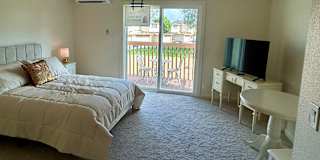Mariel V's room