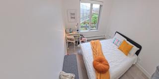 Van House's room