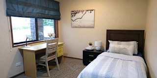 Dilan's room
