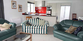 Ken's room