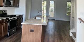 Alcove Rooms's room