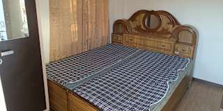 Akshay's room