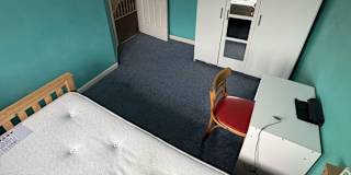andrew zhao's room