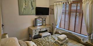 Anne's room