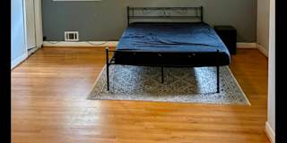 Loren's room