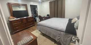 Ren's room