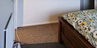 SARENA JOHNSON's room