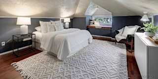 Stephanie's room