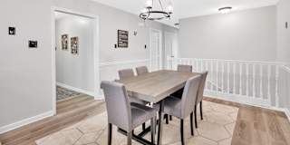 lifedoorrentals's room