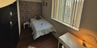 Eleftheri Denis's room