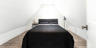 Steven's room