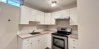 Meng Qiong Huang's room