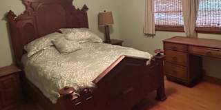 Lisa's room