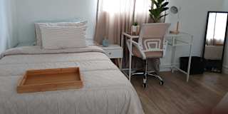 RUTH SAULS's room