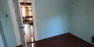 Lee's room