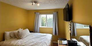 Sean N Kelly's room