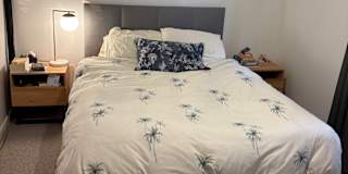 Tom's room