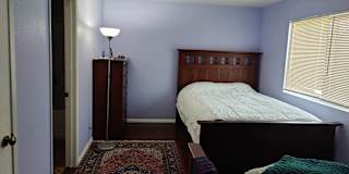 Bars's room