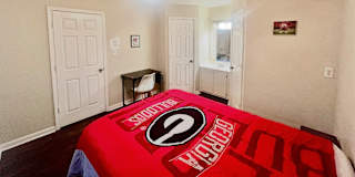 YaL's room