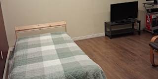 Jen's room