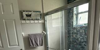 Carolynharl's room