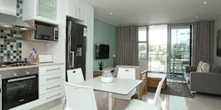 Mejury's room