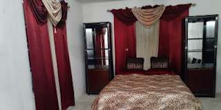 DeAnna's room