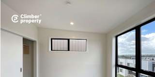 Akacia's room