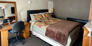 Asma's room