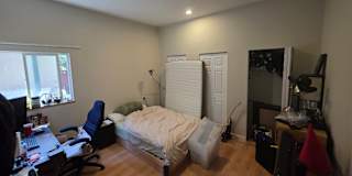 Kir's room