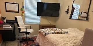 Carolynne's room