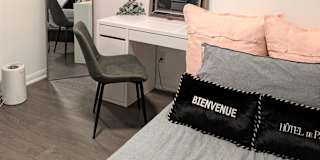 Elle's room
