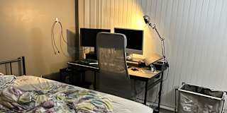 Anh Nguyen's room