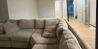 Eddy's room