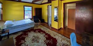 Ali's room