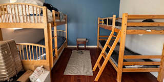 Julia Va's room