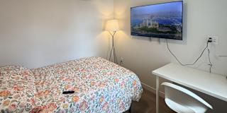 Oybek's room