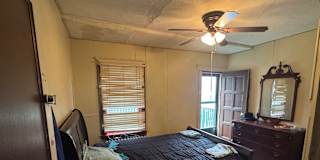 eddie's room