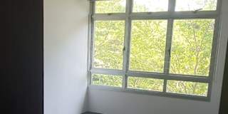 howie's room