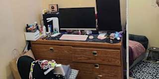 yogesh shekhawat's room