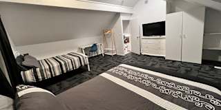 Elmer's room