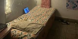 Sonali's room