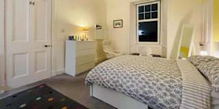 Oriya's room