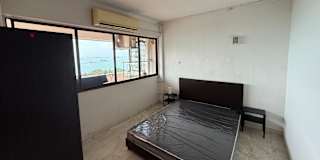 Ken's room
