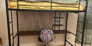 Han's room