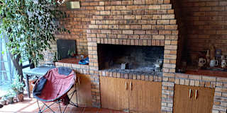 Sarel's room