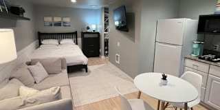 Yoni's room