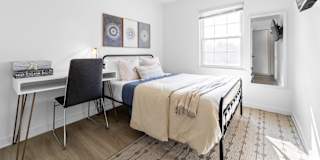 Tomic Properties's room
