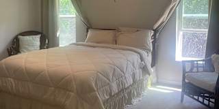 Hestella Rooming's room
