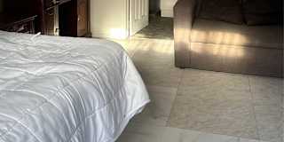 Shylet's room